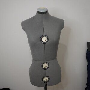 For Sale: Adjustable Sewing Mannequin ✂️🧵